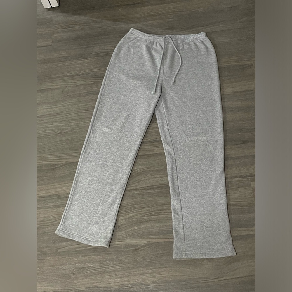 Relaxed straight leg grey blank sweatpants